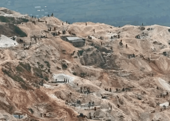 At least 200 killed in landslide at rebel-held coltan mine in eastern Congo