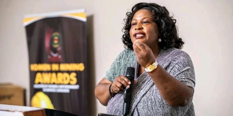 Chiedza Chipangura speaking at Women Empowerment in Mining Zimbabwe awards ceremony in Harare.