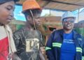Artisanal miners with PlanetGOLD Zimbabwe Project Manager Nyaradzo Mutonhori at G‑Zone Mining and Milling Company, Chegutu.