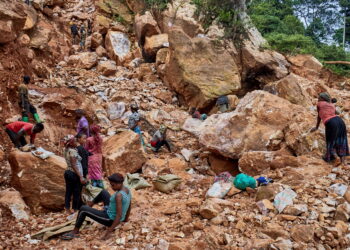 Congolese women turn to mining for survival after jihadist attacks